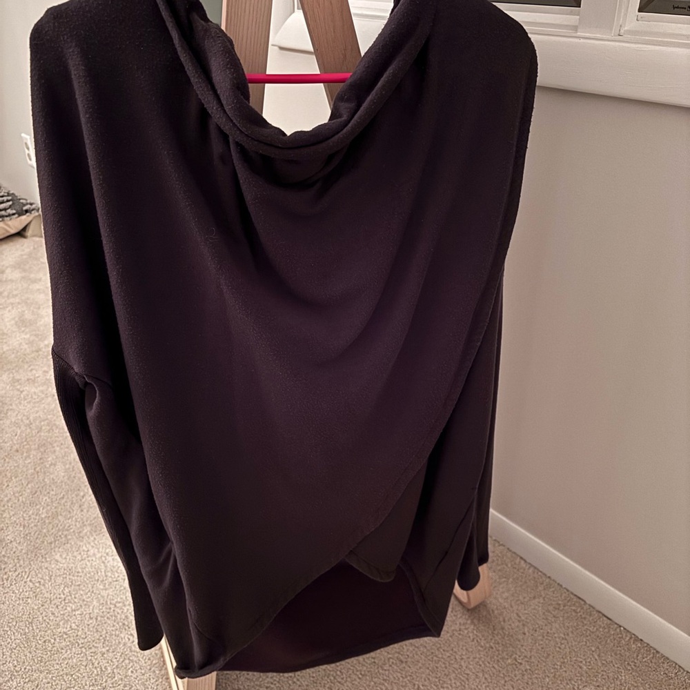 Athleta Purana Wrap Sweatshirt in Chestnut brown